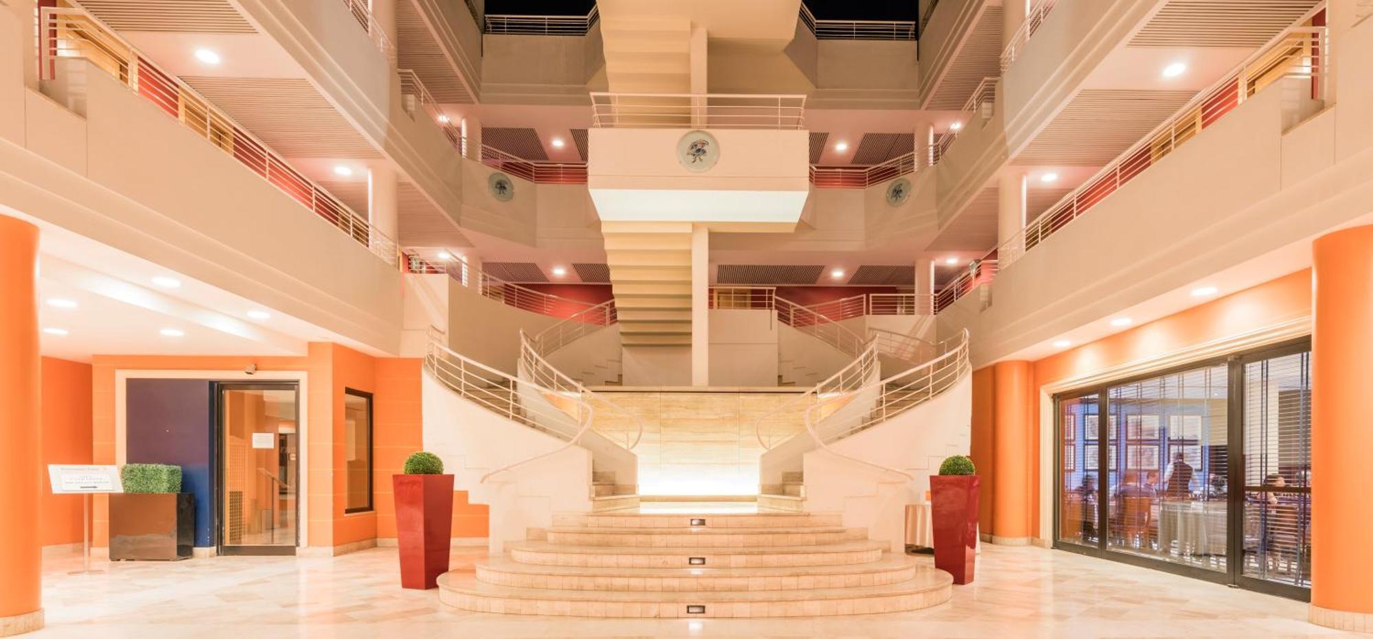 קליארי Caesar'S Hotel מראה חיצוני תמונה