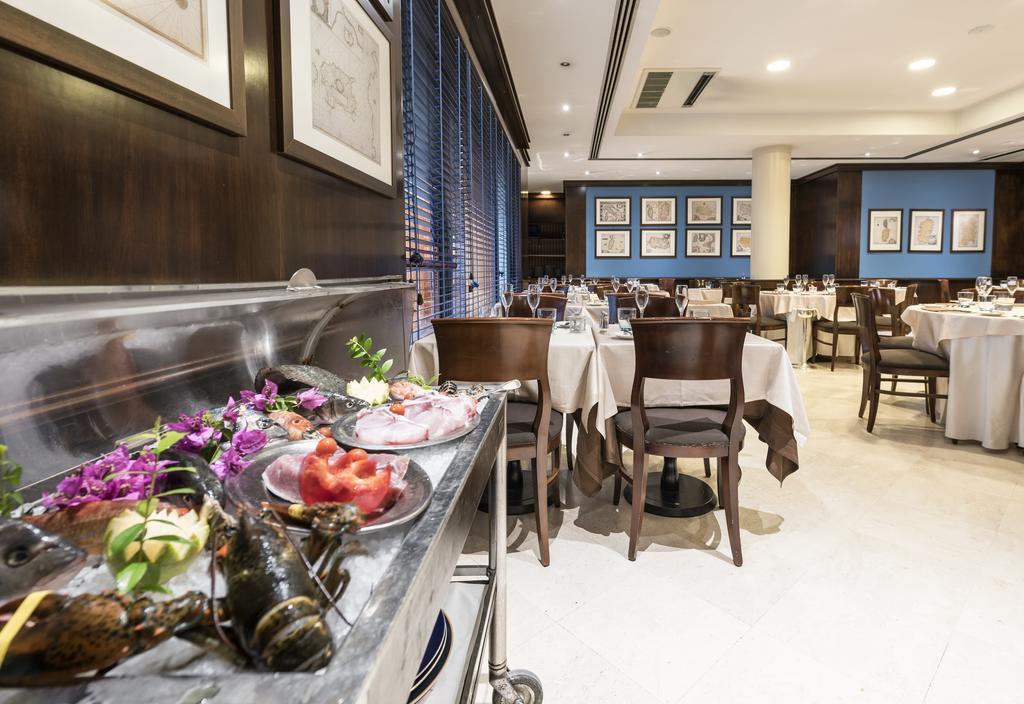 קליארי Caesar'S Hotel מראה חיצוני תמונה
