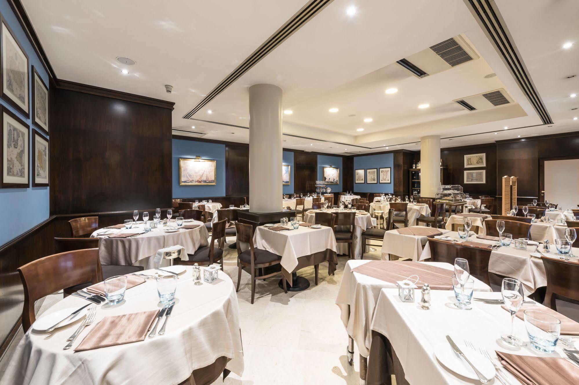 קליארי Caesar'S Hotel מראה חיצוני תמונה